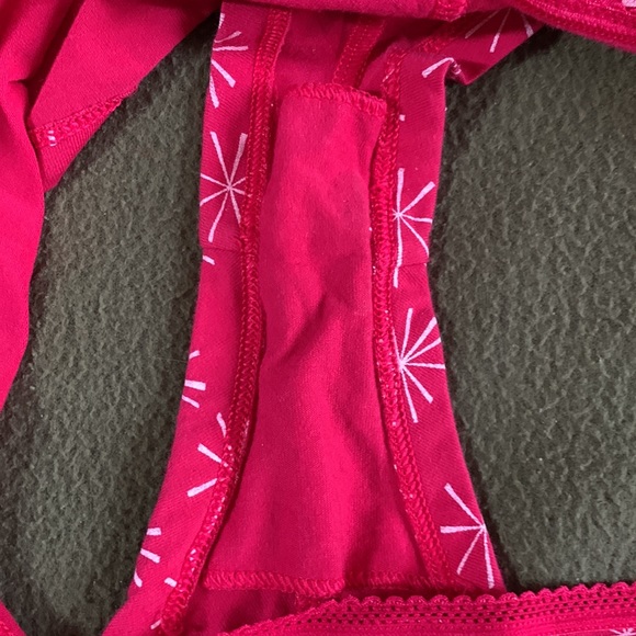 Victoria’s Secret organic pink and white tank top and boy shorts set.  Size M. - Picture 8 of 9